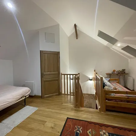 Maison Chaleureuse- Cheminee, Nature Et Sport !