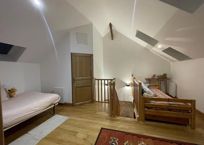 Maison Chaleureuse- Cheminee, Nature Et Sport !